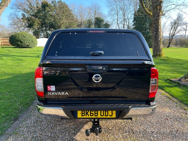 2018 NISSAN NAVARA 2.3 dCi Tekna Pickup Double Cab 4dr Diesel Auto 4WD Euro 6 (190 ps) - Photo 6