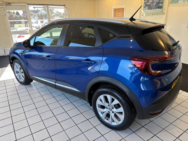 2021 RENAULT CAPTUR 1.3 TCe Iconic S/S - Photo 6