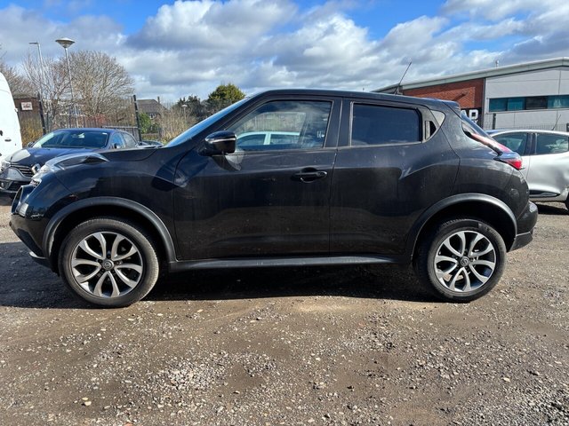 2017 Nissan Juke 1.2L Tekna 5dr - Photo 4
