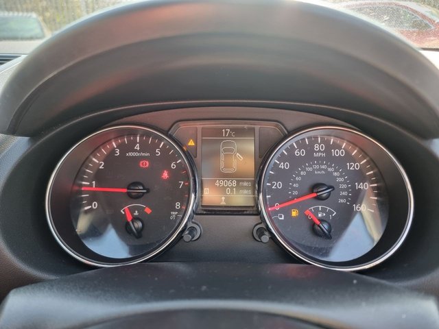 2013 NISSAN QASHQAI 1.6 360 SUV 5dr Petrol Manual 2WD Euro 5 (117 ps) - Photo 8