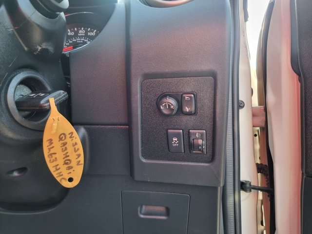 2013 NISSAN QASHQAI 1.6 360 SUV 5dr Petrol Manual 2WD Euro 5 (117 ps) - Photo 11