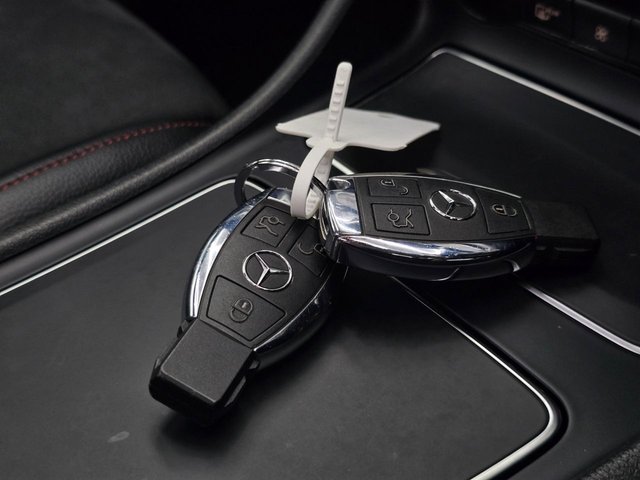 2020 MERCEDES-BENZ GLA 1.6 GLA200 AMG Line Edition (Plus) SUV 5dr Petrol 7G-DCT Euro 6 (s/s) (156 ps) - Photo 9