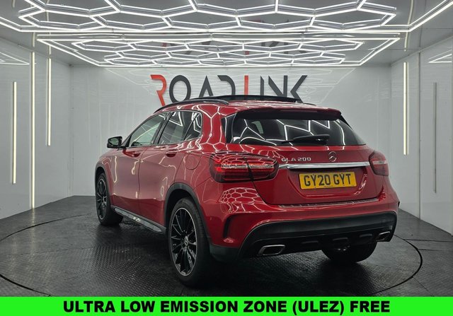 2020 MERCEDES-BENZ GLA 1.6 GLA200 AMG Line Edition (Plus) SUV 5dr Petrol 7G-DCT Euro 6 (s/s) (156 ps) - Photo 2