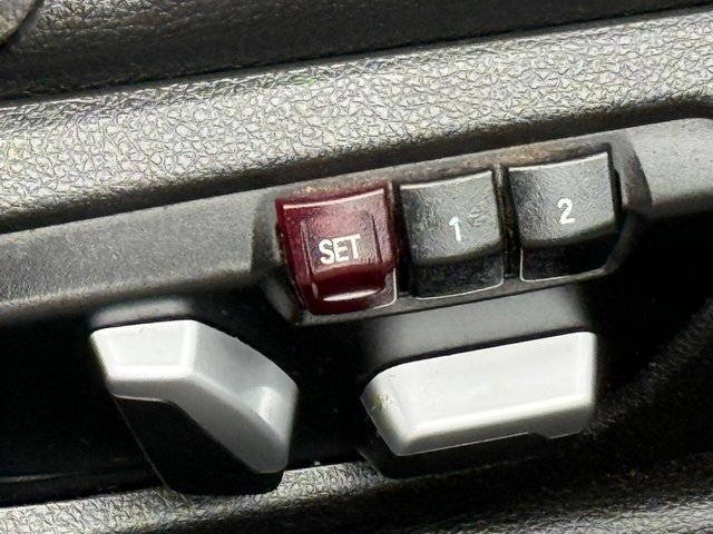 2015 BMW 3 Series - Photo 10