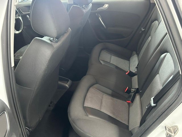 2014 AUDI A1 - Photo 11