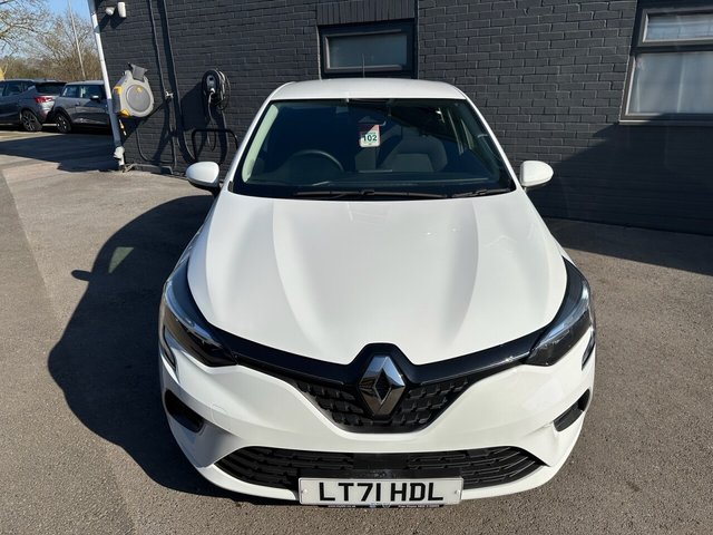 2021 RENAULT CLIO - Photo 4