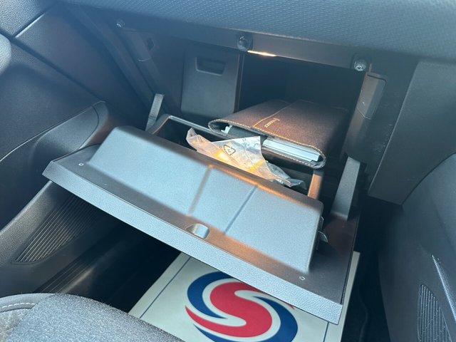 2021 RENAULT CLIO - Photo 6