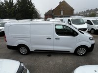 USED 2022 22 VAUXHALL VIVARO 1.5 Turbo D 2900 Dynamic L2 H1 Euro 6 (s/s) 6dr SERVICED @ 20 40 60 70 76 k