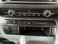 USED 2022 22 VAUXHALL VIVARO 1.5 Turbo D 2900 Dynamic L2 H1 Euro 6 (s/s) 6dr SERVICED @ 20 40 60 70 76 k