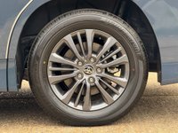USED TOYOTA VOXY/NOAH FRESH IMPORT, EXCELLENT CONDITION