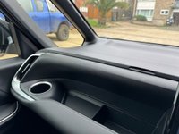 USED TOYOTA VOXY/NOAH FRESH IMPORT, EXCELLENT CONDITION
