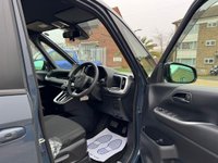 USED TOYOTA VOXY/NOAH FRESH IMPORT, EXCELLENT CONDITION