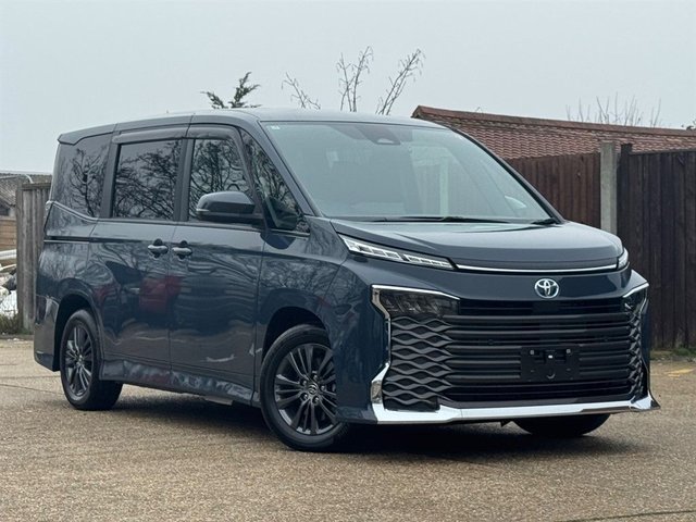 View our TOYOTA VOXY/NOAH