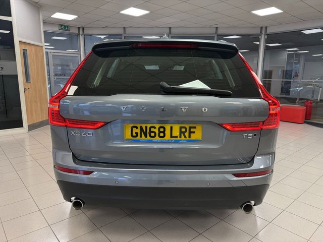 2018 Volvo Xc60 2L Momentum 5dr - Photo 5