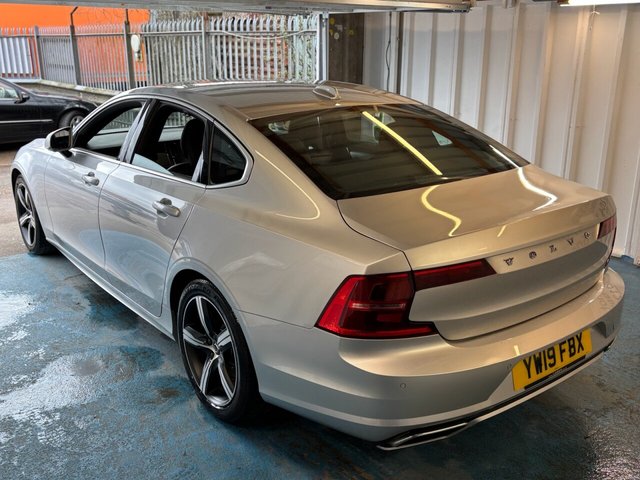 2019 Volvo S90 2L R-Design Plus 4dr - Photo 10