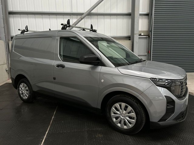 View our FORD TRANSIT COURIER