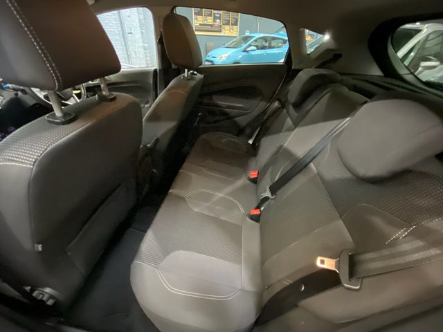 2017 FORD FIESTA (2017) - Photo 8