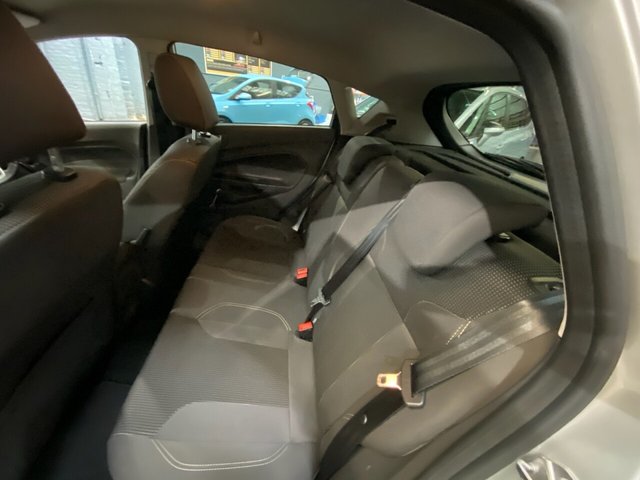 2017 FORD FIESTA (2017) - Photo 9