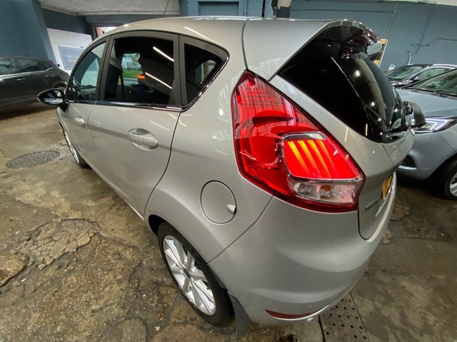 2017 FORD FIESTA (2017) - Photo 12