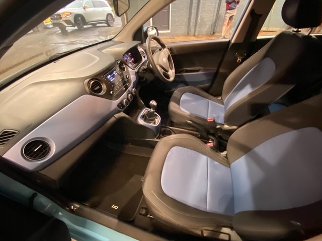 2014 HYUNDAI I10 (2014) - Photo 4