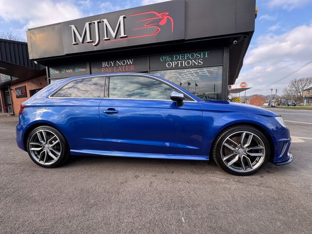 2015 AUDI S3 2015 2.0 TFSI Hatchback 3dr Petrol Manual quattro Euro 6 (s/s) (300 ps) * HUGE SPEC LIST * HEATED NAPPA LEATHER * 18" ALLOY WHEELS * MAXTON FRONT SPLITTER * PRIVACY GLASS * 5.8" RETRACTABLE DISPLAY * LED LIGHTS * DUAL-ZONE CLIMATE CONTROL * HEATED POWER FOLDING MIRRORS * FLAT BOTTOMED MULTI-FUNCTIONAL STEERING WHEEL * SEPRANG BLUE * AUDI DRIVE SELECT * SAT NAV * DAB * STUNNING THROUGHOUT * - Photo 10