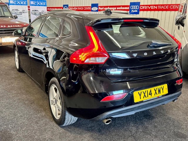 2014 VOLVO V40 2.0 D3 ES Hatchback 5dr Diesel Manual Euro 5 (s/s) (150 ps) - Photo 4