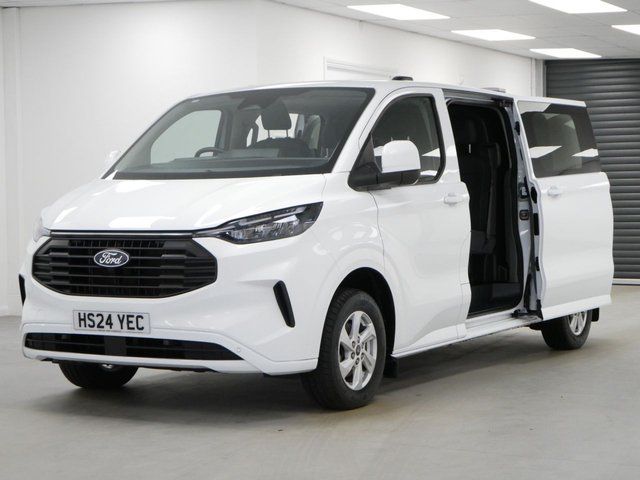 View our Ford Transit Custom 320 2.0 EBL 136 BHP L2 LONG LIMITED 6 SEATER CREWCAB