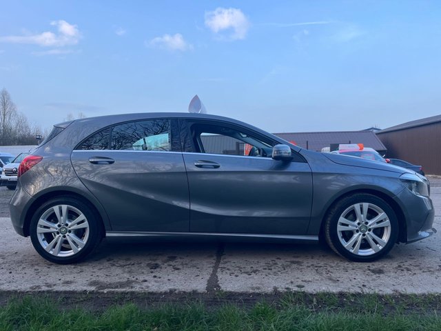 2016 MERCEDES-BENZ A-CLASS 1.6 A160 Sport Hatchback 5dr Petrol Manual Euro 6 (s/s) (102 ps) - Photo 6