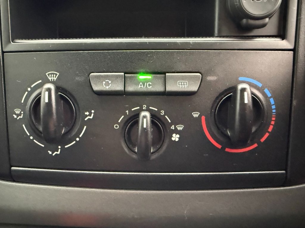 USED 2018 18 PEUGEOT PARTNER Peugeot Partner Tepee 1.6 BlueHDi Horizon RE 5dr Automatic Wheelchair Conversion LOW MILEAGE AIR CONDITIOING