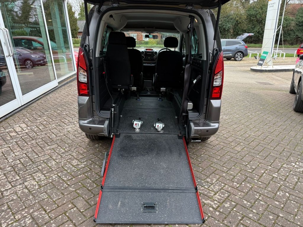 USED 2018 18 PEUGEOT PARTNER Peugeot Partner Tepee 1.6 BlueHDi Horizon RE 5dr Automatic Wheelchair Conversion LOW MILEAGE AIR CONDITIOING