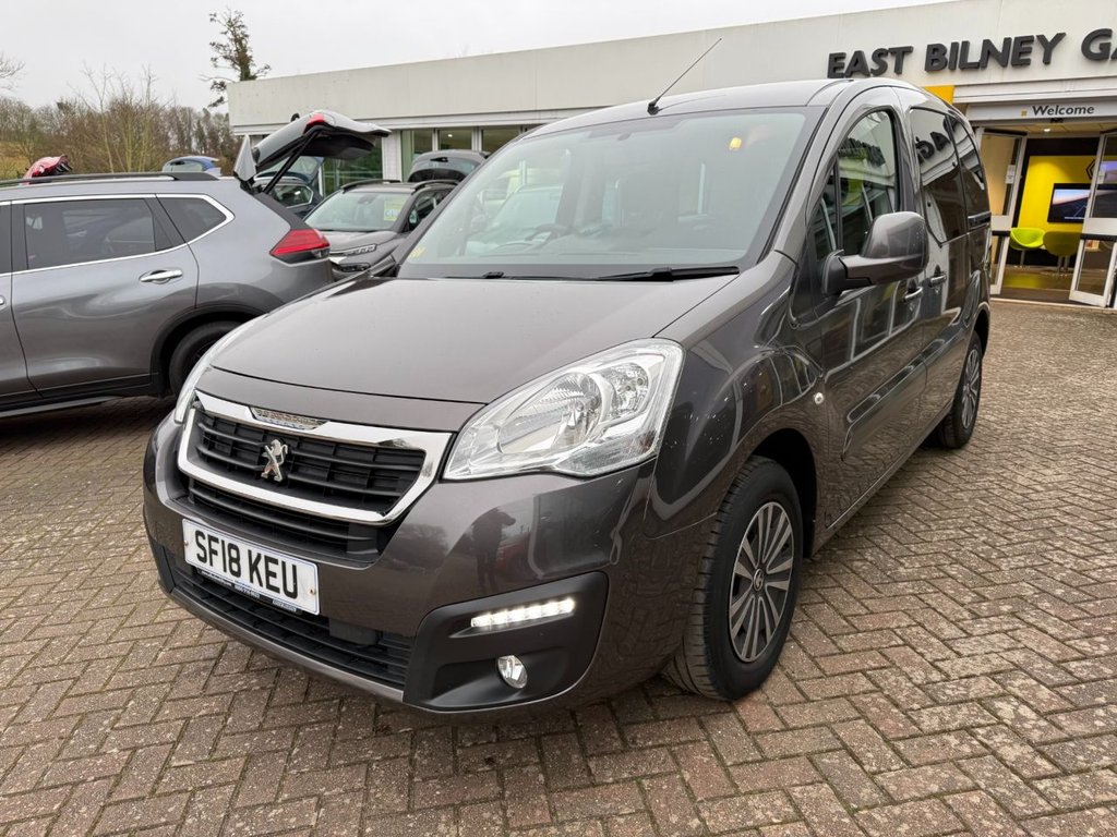 USED 2018 18 PEUGEOT PARTNER Peugeot Partner Tepee 1.6 BlueHDi Horizon RE 5dr Automatic Wheelchair Conversion LOW MILEAGE AIR CONDITIOING