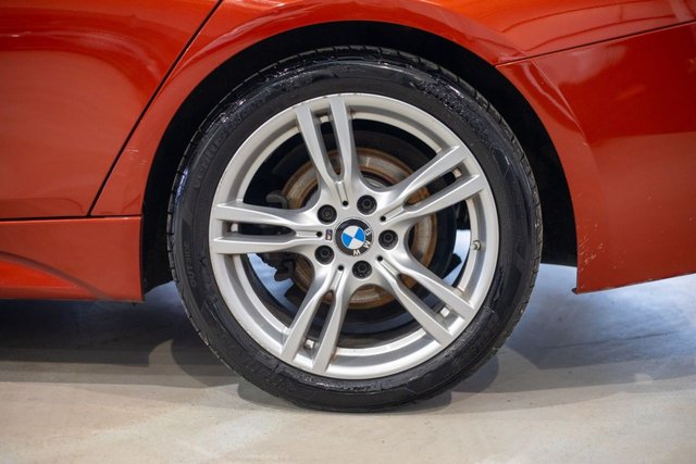 2018 BMW 3 Series 2L M Sport 5dr - Photo 7