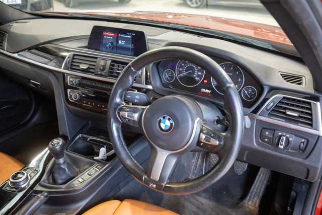2018 BMW 3 Series 2L M Sport 5dr - Photo 2