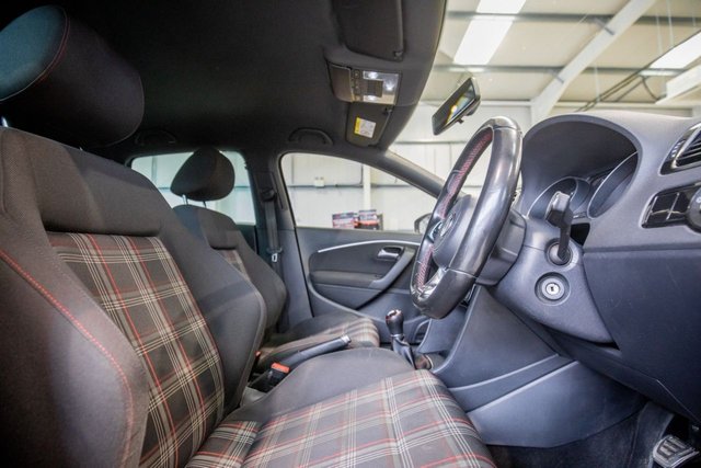 2016 Volkswagen Polo 1.8L GTI 5dr - Photo 3