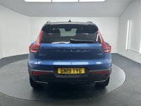 USED 2019 19 VOLVO XC40 1.5 T3 R-Design SUV 5dr Petrol Manual Euro 6 (s/s) (156 ps) FULL SERVICE HISTORY + SAT NAV
