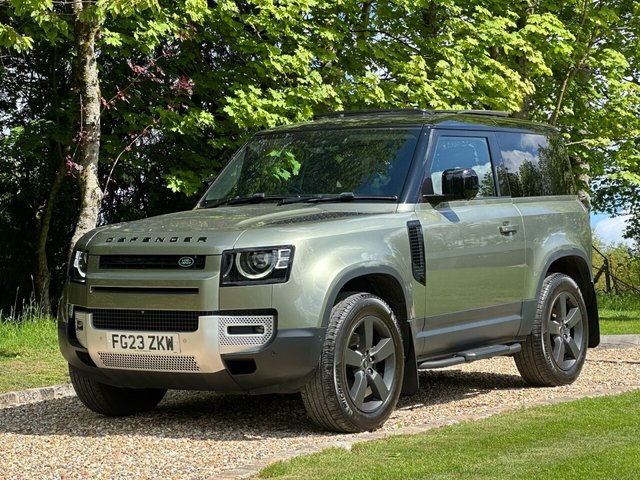 View our Land Rover Defender 90 3.0 D250 MHEV HSE SUV 3dr Diesel Auto 4WD Euro 6 (s/s) (250 ps)
