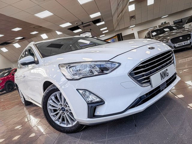 2019 Ford Focus 1L Titanium 5dr - Photo 2