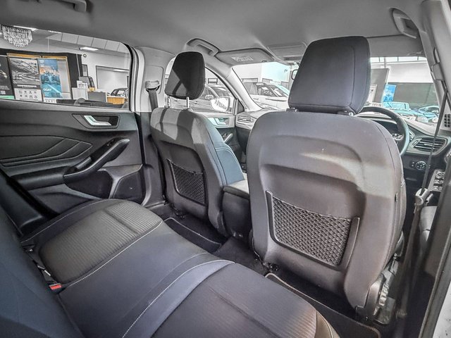 2019 Ford Focus 1L Titanium 5dr - Photo 11