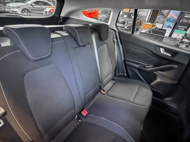 2019 Ford Focus 1L Titanium 5dr - Photo 10