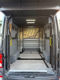 USED 2022 72 VOLKSWAGEN CRAFTER VOLKSWAGEN CRAFTER AUT0 CREW VAN 4MOTION 2.0TDI 177PS MWB 4X4 ***VAT INCLUDED*** 