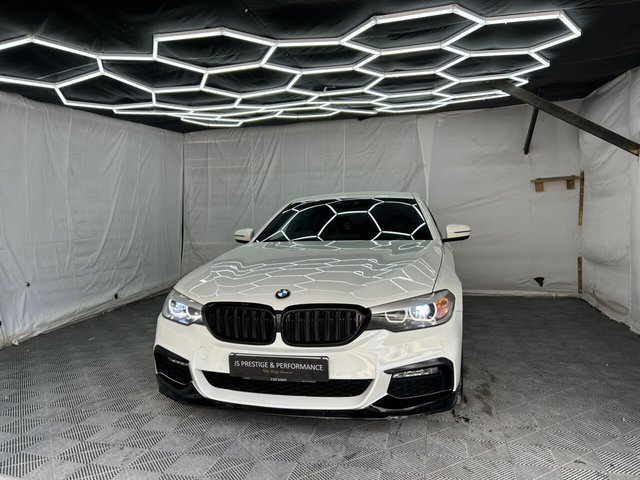 2017 BMW 5 SERIES - Photo 6