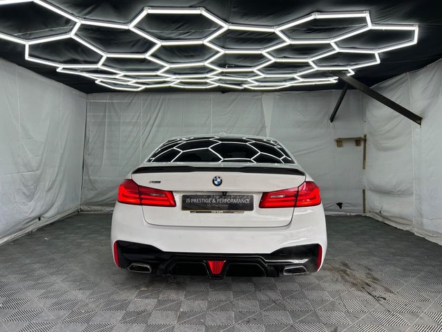 2017 BMW 5 SERIES - Photo 7