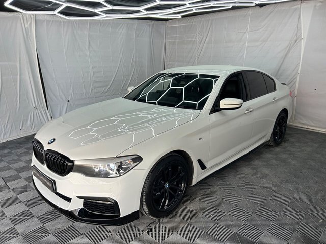 2017 BMW 5 SERIES - Photo 3