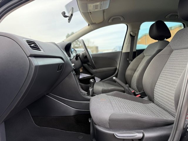 2013 VOLKSWAGEN POLO - Photo 9