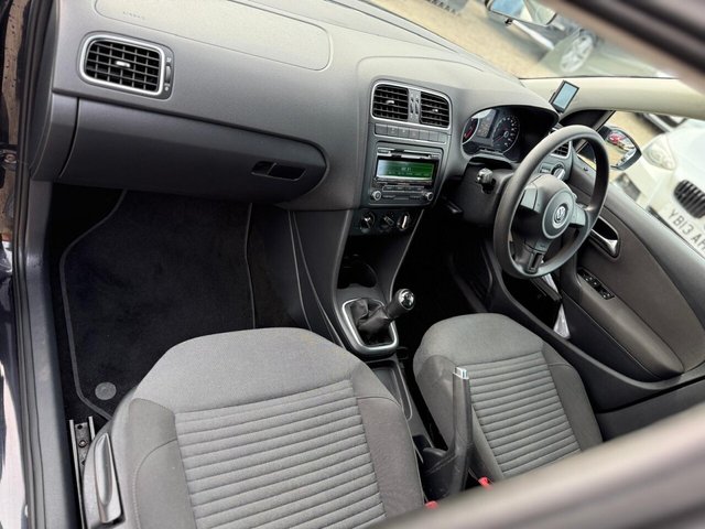 2013 VOLKSWAGEN POLO - Photo 8