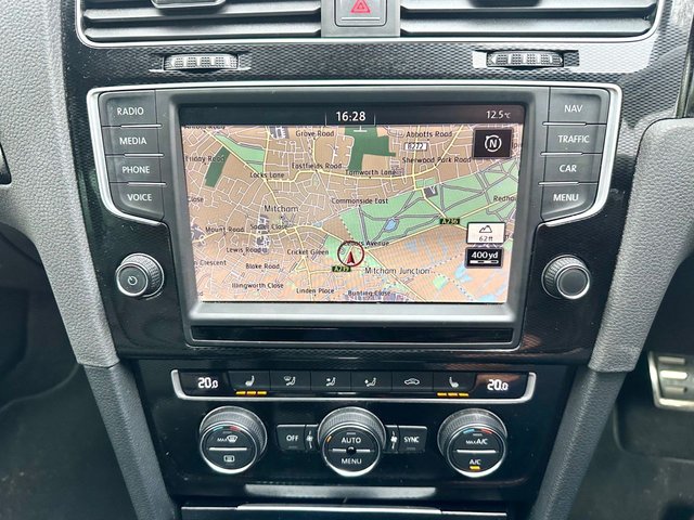 2016 VOLKSWAGEN GOLF 1.4 TSI GTE Nav Hatchback 5dr Petrol Plug-in Hybrid DSG Euro 6 (s/s) (204 ps) - Photo 3