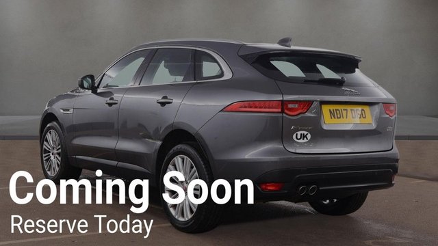 2017 Jaguar F-Pace 2L Portfolio 5dr - Photo 9