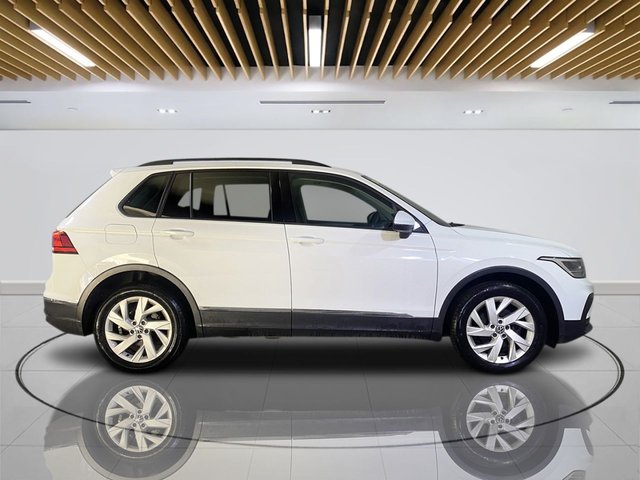 2021 Volkswagen Tiguan 1.5L Life 5dr - Photo 8