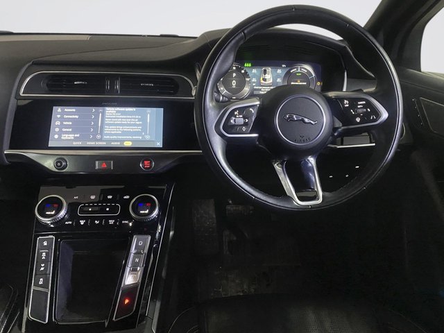 2022 Jaguar I-Pace - Photo 8