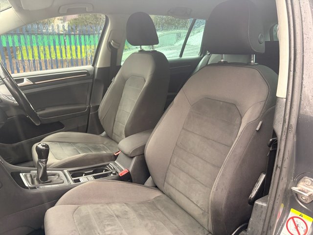 View our VOLKSWAGEN GOLF